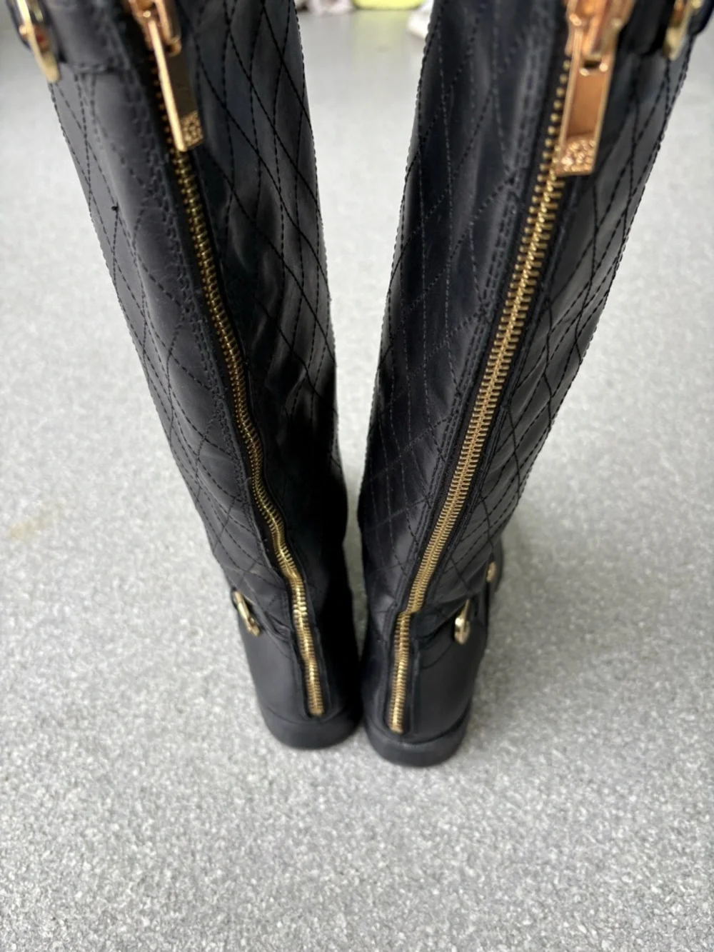 AK Anne Klein Klye quilted leather riding boots size 6